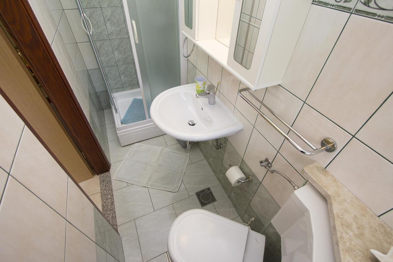 Apartments Rajci 로비니 외부 사진