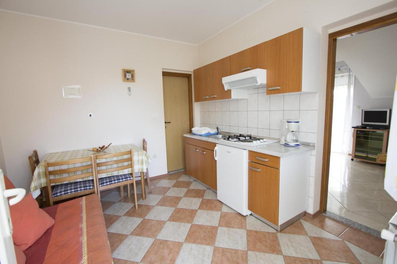 Apartments Rajci 로비니 외부 사진